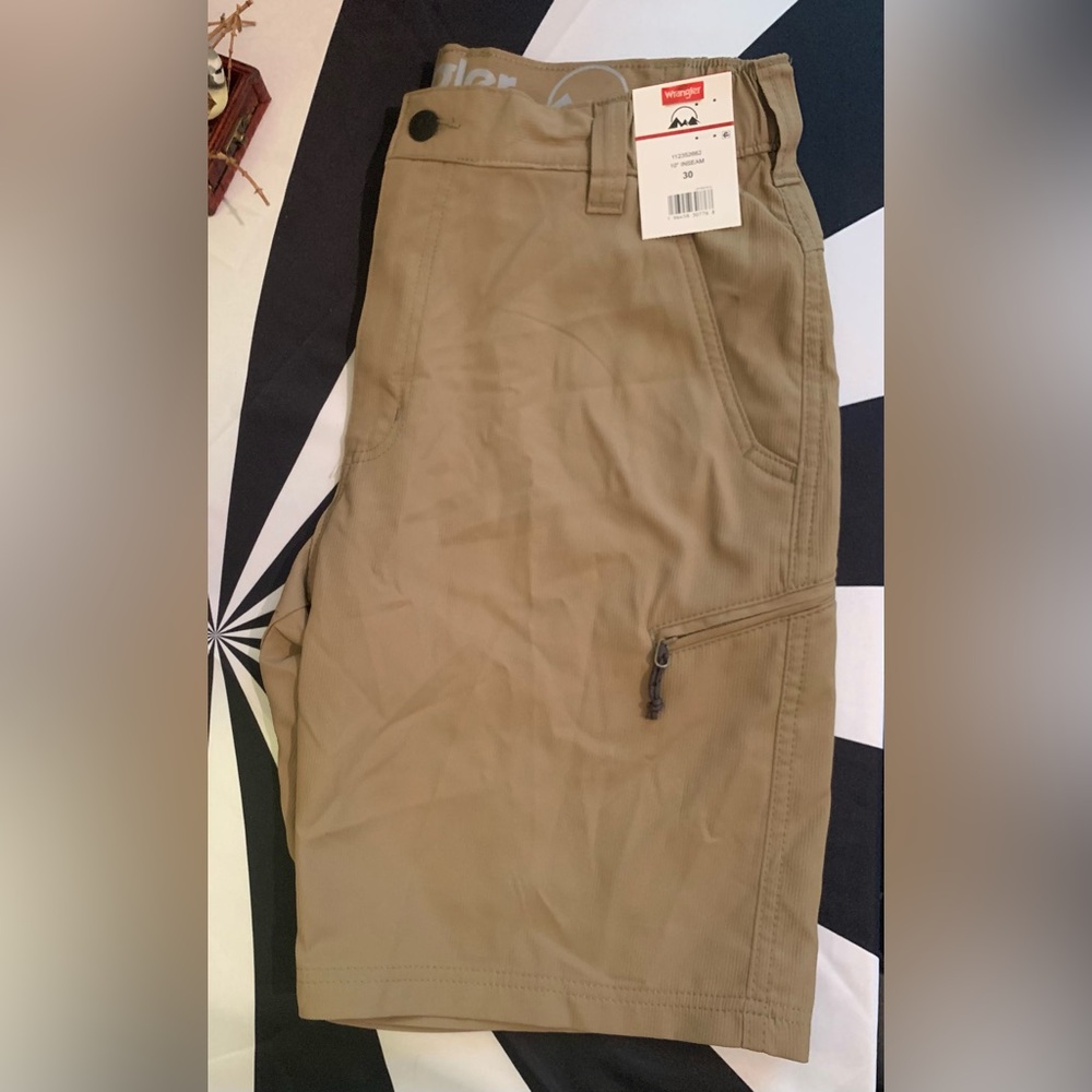 Wrangler Tan Lightweight Shorts